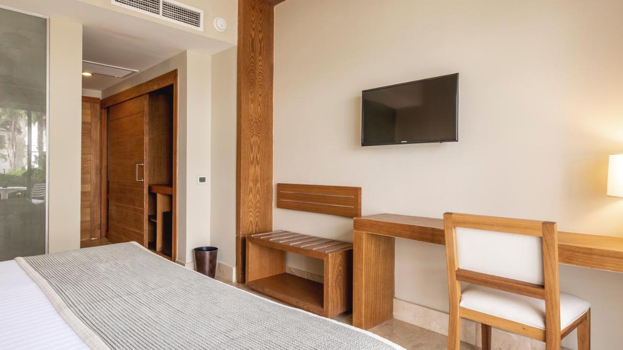 Be Live Collection Canoa Bayahibe Pokoj fotografie A room at the hotel